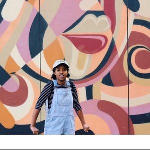 Meet your Posher, Alia